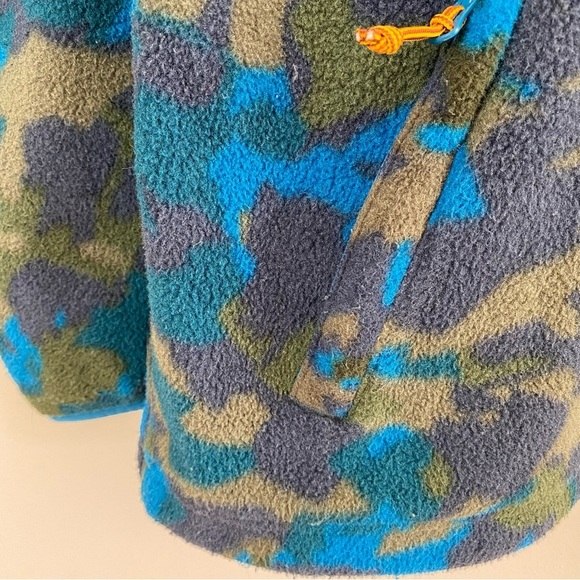 LL Bean Women's Mountain Classic Fleece 1/2 Zip Pullover Camo - Picture 3 of 6